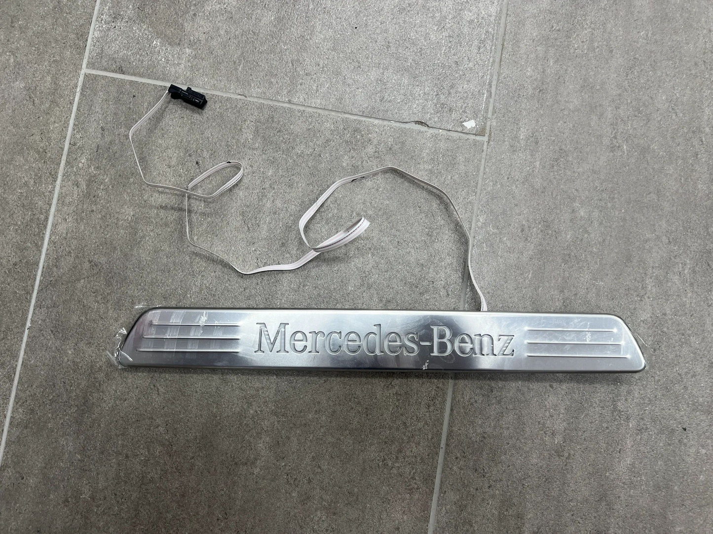 Mercedes-Benz W447 V-Klasse Einstiegsleiste/Zierblende Beleuchtung A4476860200