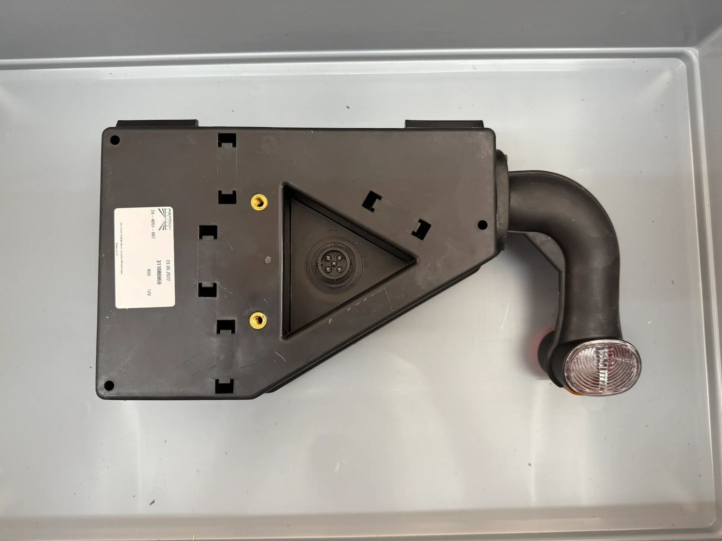 Aspöck GmbH Earpoint Leuchtenkombination links mit Umrissleuchte 24-4051-007 NEU