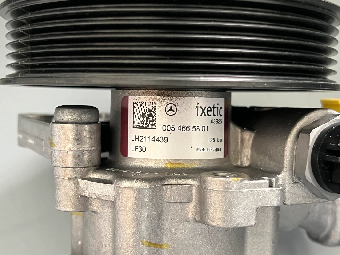Original Mercedes-Benz Lenkhelfpumpe A0054665801 NEU