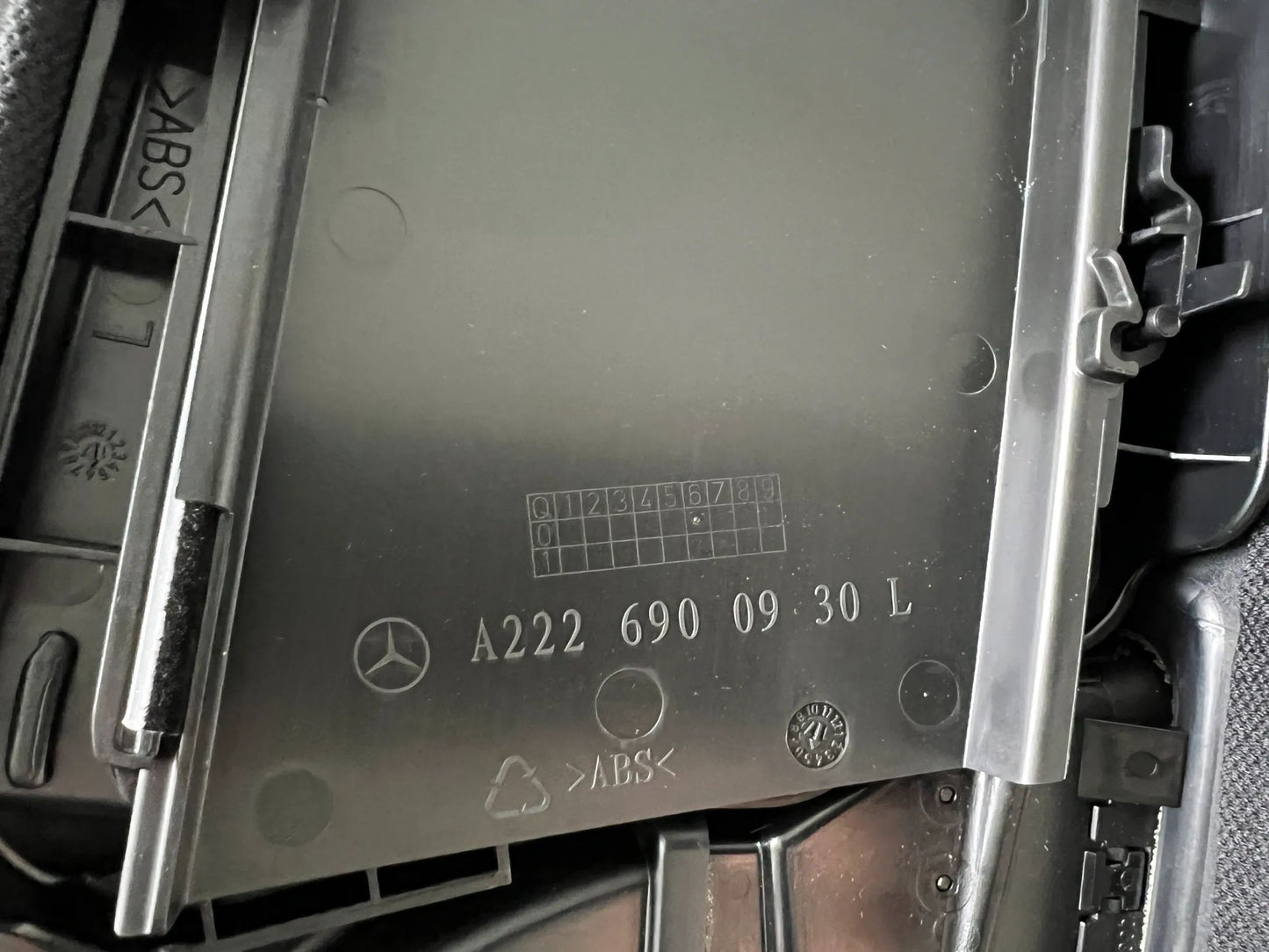 Mercedes Benz S-Klasse W222 B-Säule LINKS Verkleidung schwarz A2226900525