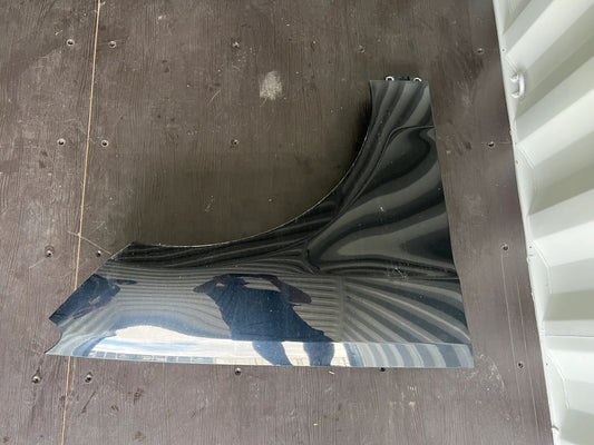 Original Mercedes-Benz GLE W166 Kotflügel Vorne Rechts 9040 Schwarz NEU