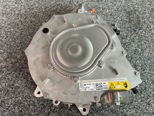 Original BMW i3 i01 Startergenerator Lichtmaschine 8682498 NEU