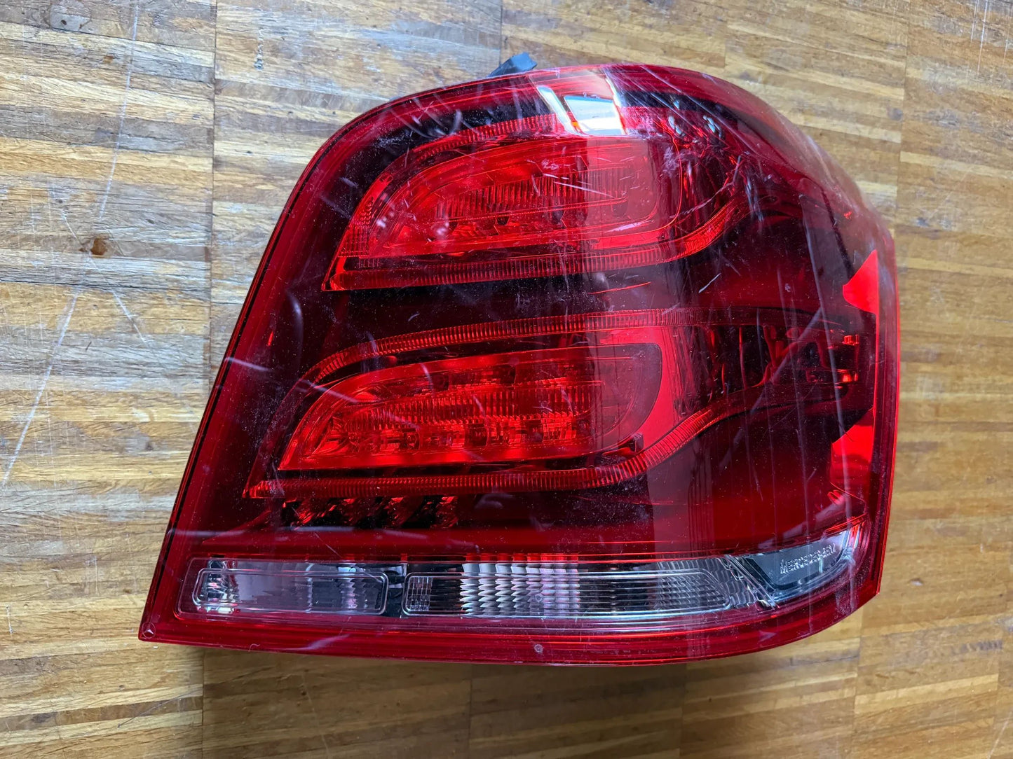Original Mercedes-Benz C-Klasse GLK X204 W204 Scheinwerfer A2049060657