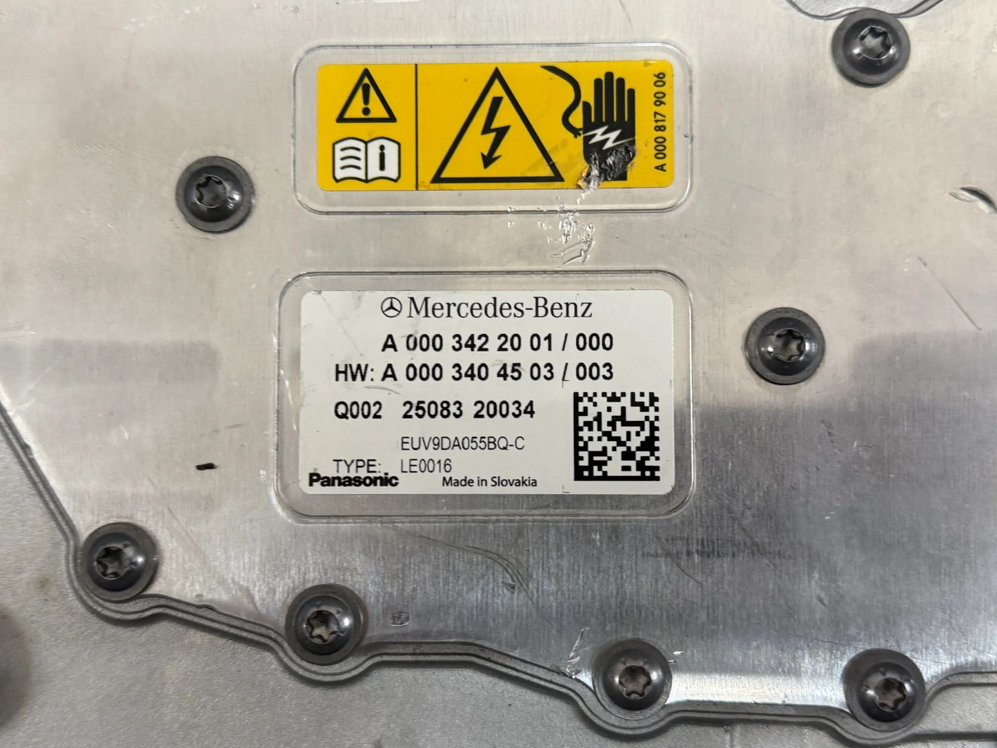 Original Mercedes Benz 465/780/907 Spannungswandler A0003422001 NEU