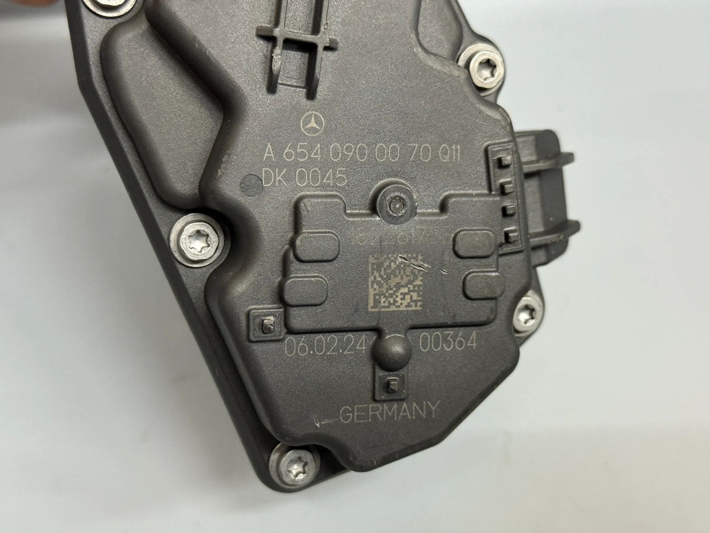 Original Mercedes Benz 654 656 Ansaugluftdrossel A6540900070 NEU