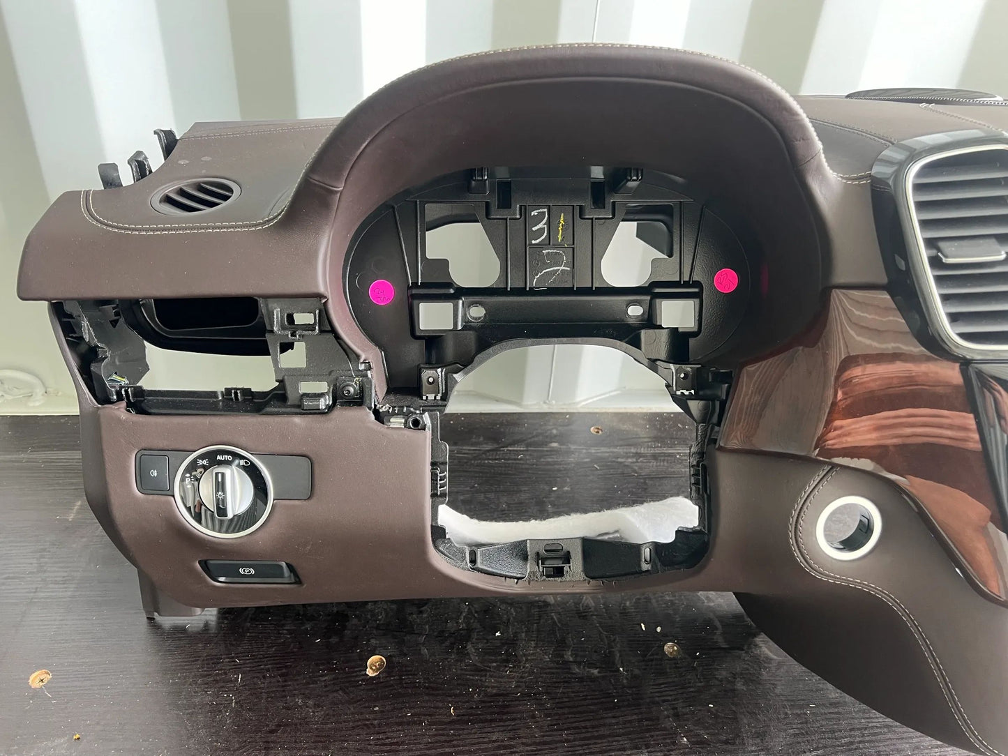 ORIGINAL MERCEDES BENZ ML/GLE W166 ARMATURENBRETT / COCKPIT NEU