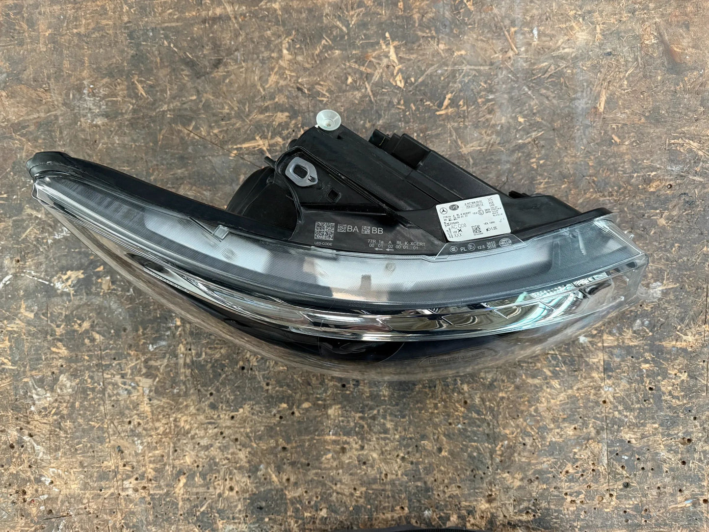 Mercedes-Benz V-Klasse/Vito W447 Frontscheinwerfer Rechts LED A4479063301 NEU
