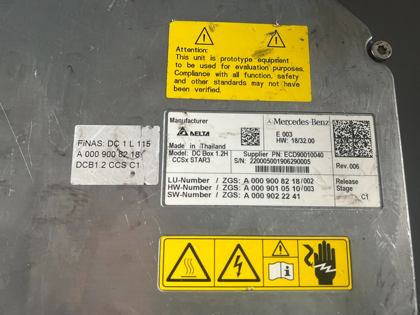 Original Mercedes-Benz Steuergerät A0009008218 NEU