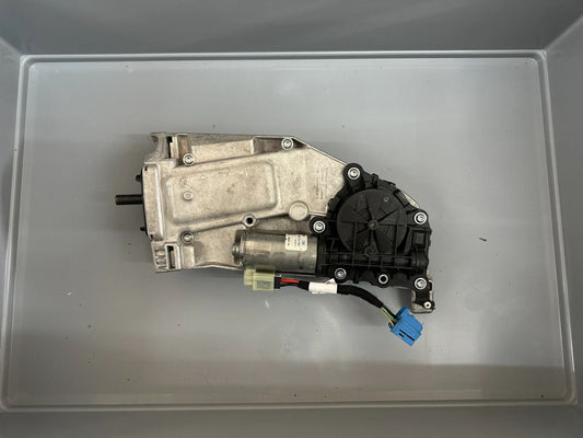 Original Mercedes Benz Getriebemotor Heckklappe A0999064703 NEU