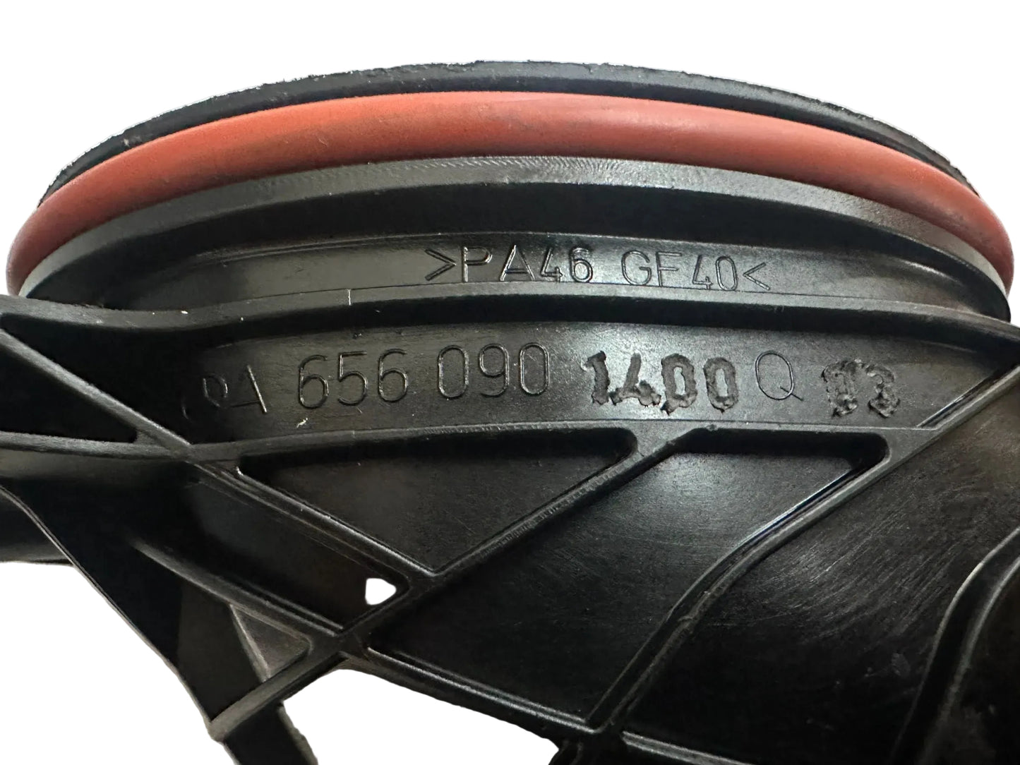 Mercedes Benz Ladeluftrohr Ladeluftleitung Ladeluftkrümmer OM656 A6560901400 NEU