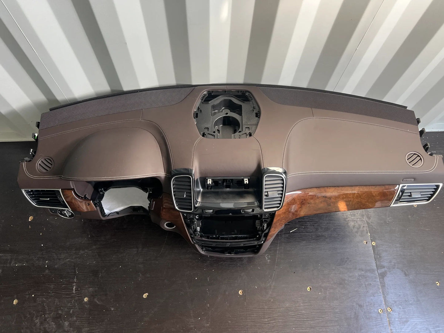 ORIGINAL MERCEDES BENZ ML/GLE W166 ARMATURENBRETT / COCKPIT NEU