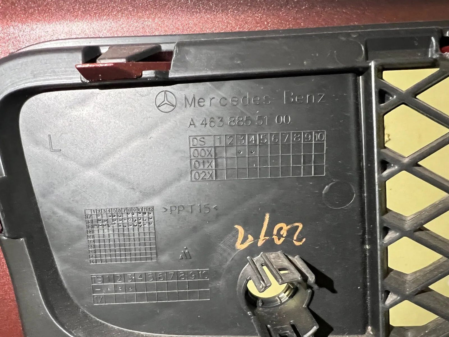 ORIGINAL Mercedes Benz G-Klasse W463 Stoßfänger vorne ROT