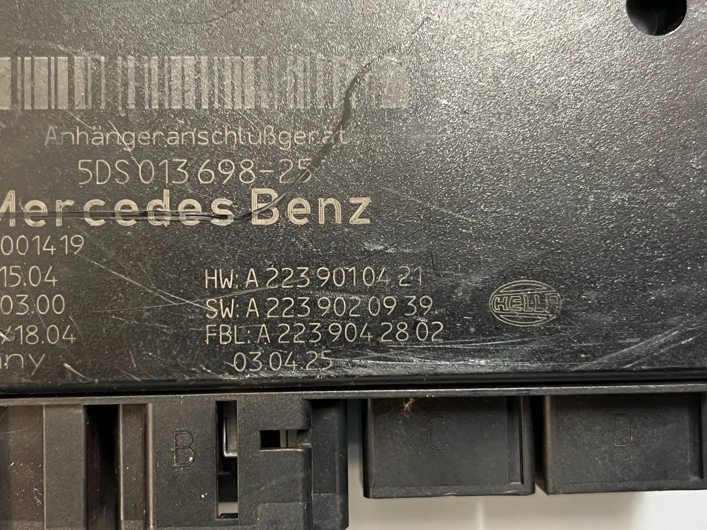 Original Mercedes-Benz Steuergerät Anhängererkennung A2239010421 NEU