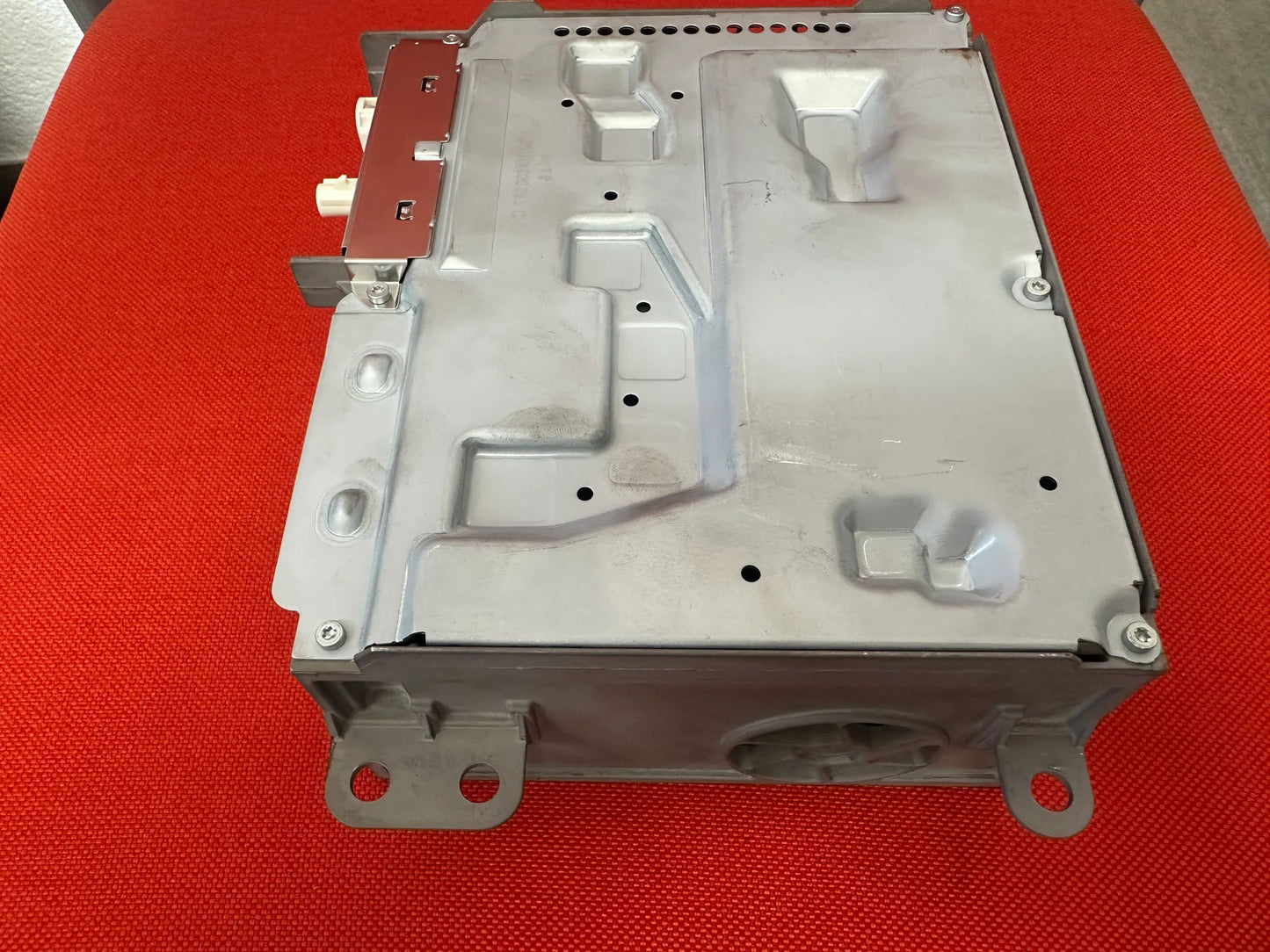 MERCEDES BENZ STEUERGERÄT AUDIOSYSTEM / RADIO-CD / NTG7Q / 2960677 A1679002936