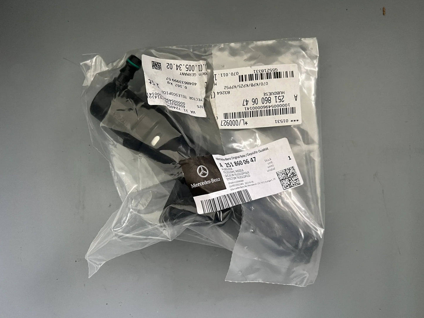 Original Mercedes-Benz R-Klasse W251 Hubdüse A2518600647 NEU