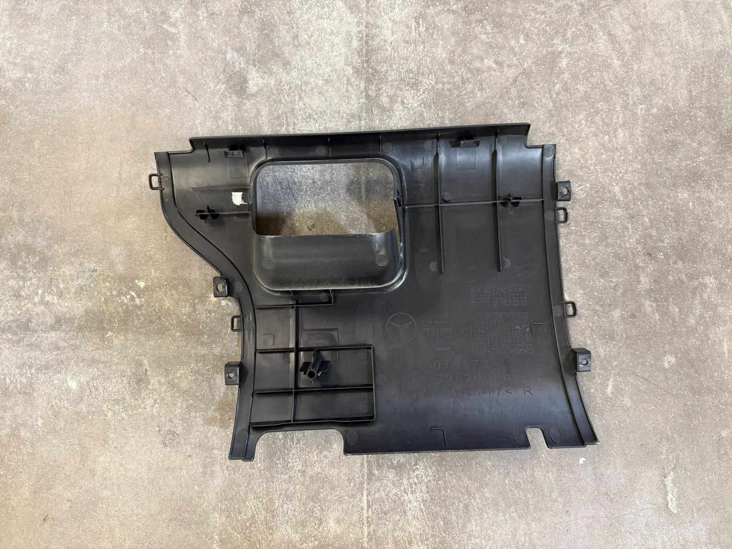 ORIGINAL Mercedes Benz W447/W448 V-Klasse SEITENABDECKUNG SI.KISSEN A4479520200
