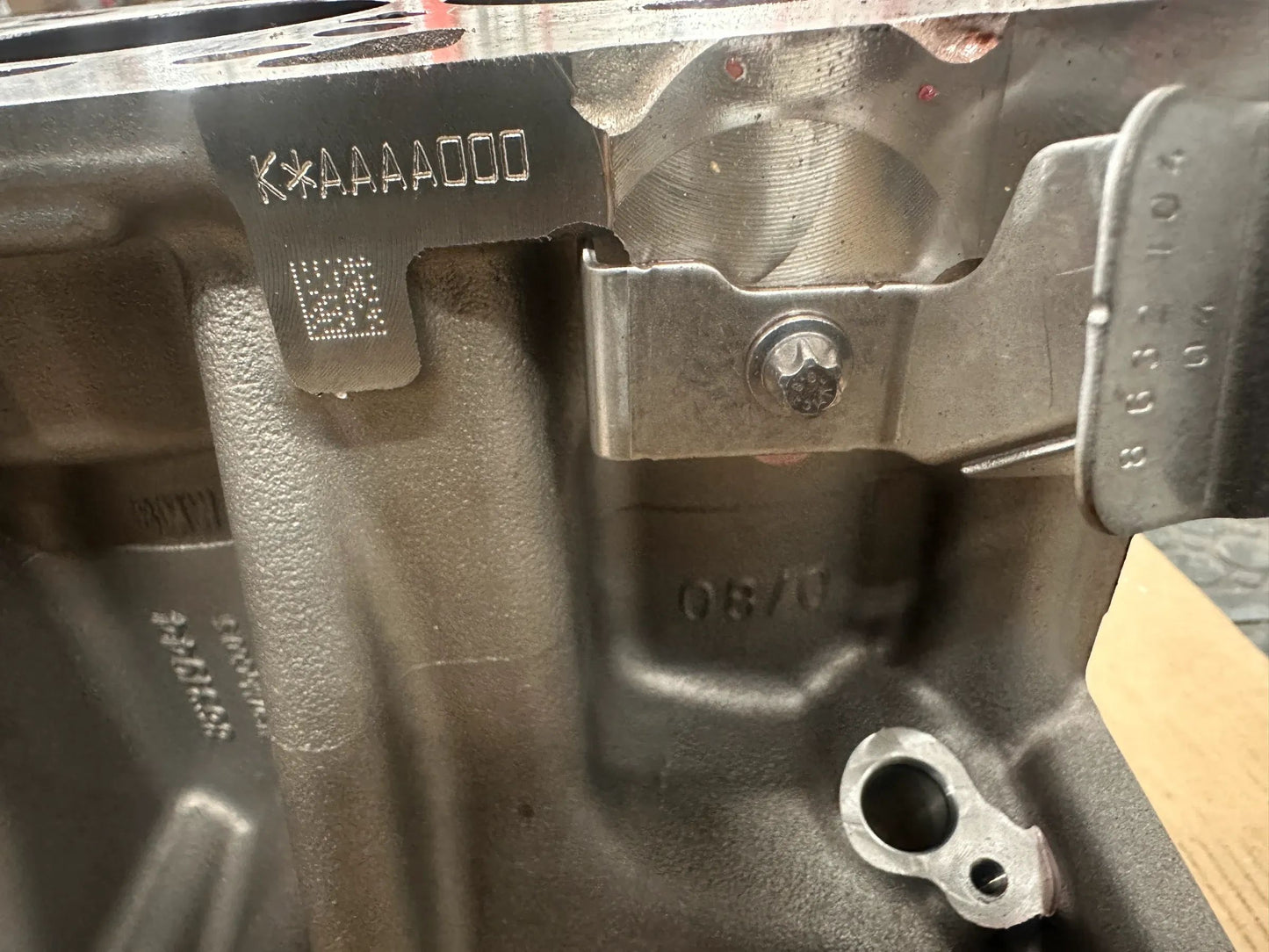 Original BMW Motorblock B38A15P 8631944 NEU