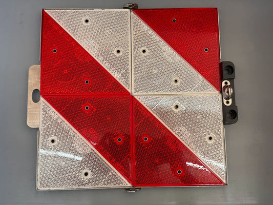 GEKA Online GmbH & Co. KG Parkwarntafel Klappbar Linksabweisend PW180 NEU
