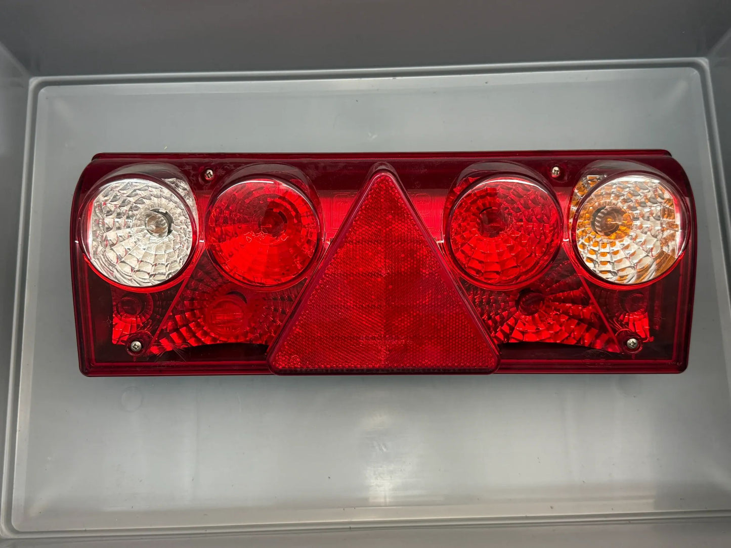 PROPLAST Fahrzeugbeleuchtung GmbH Heckleuchte EUROPOINT II Rechts 40255612 NEU