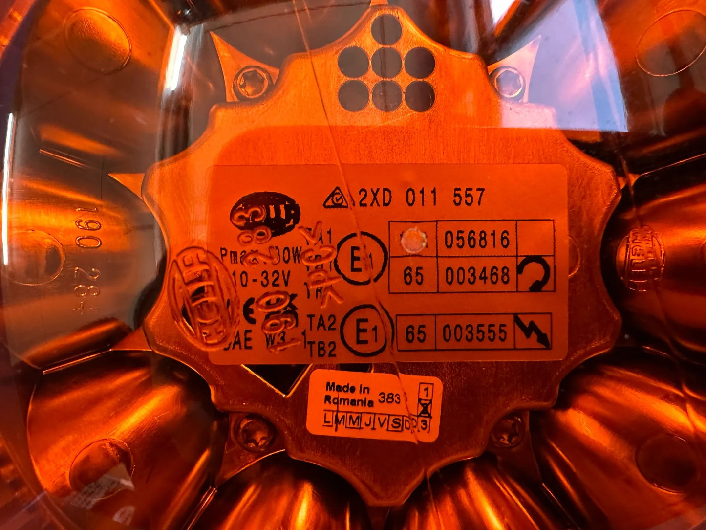 Original Hella Blitz-Kennleuchte 2XD 011 557-101 NEU