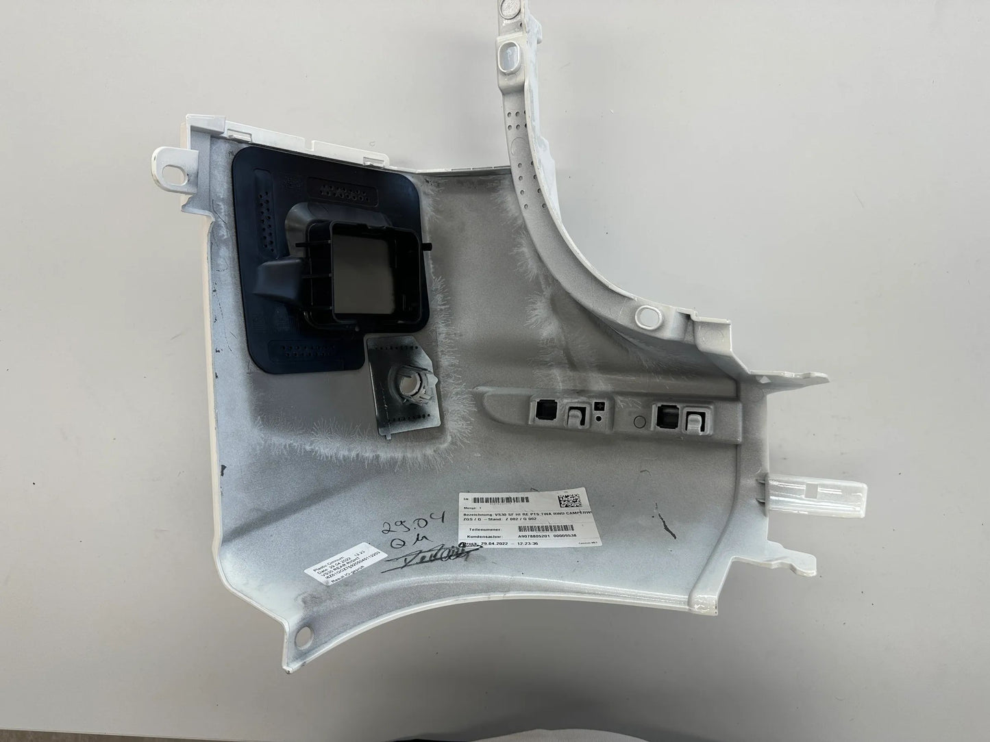 ORIGINAL Mercedes Benz Sprinter Stoßstangenecke rechts hinten A9108855500 NEU