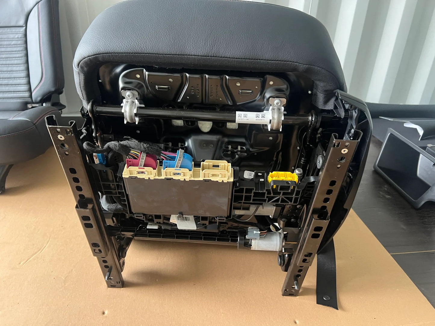 Mercedes Benz ML/GLE W166 Sitze Vorne + Hinten + Innenausstattung KOMPLETT NEU