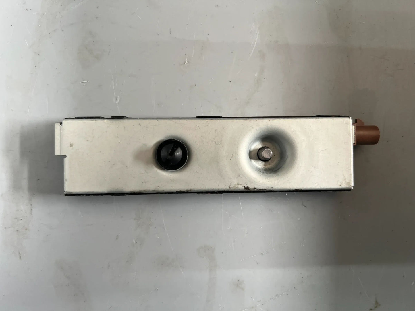 Original Mercedes Benz Antennenverstärker A2139056600 NEU