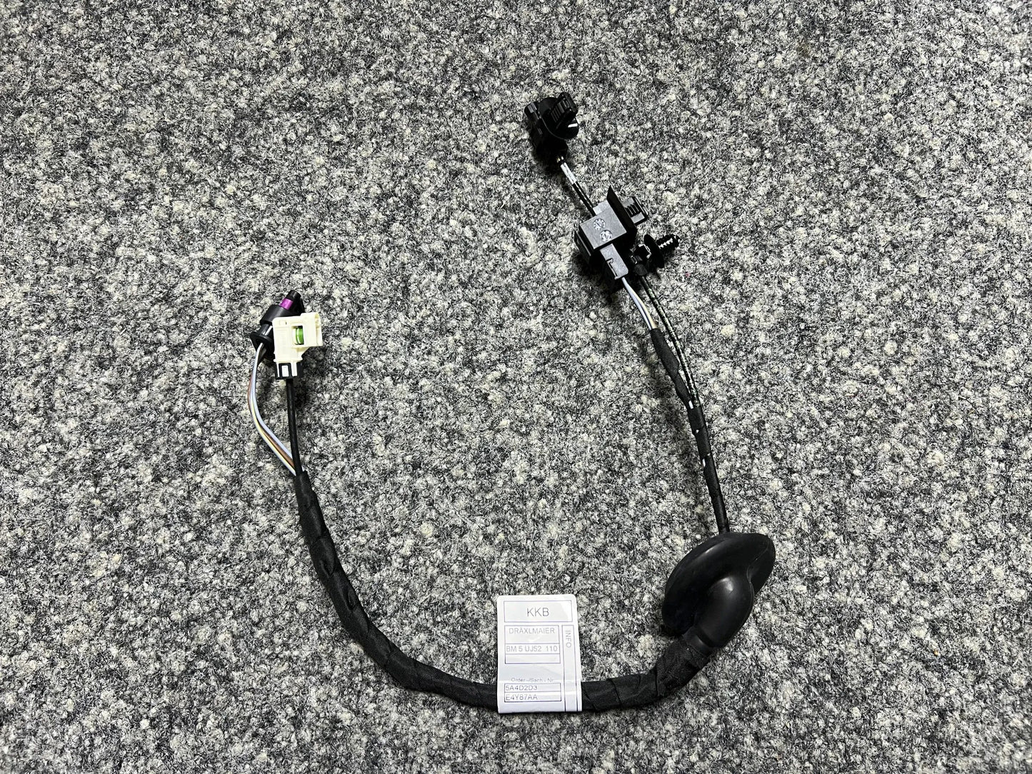 Original BMW XM G09 ASSY CA. HANDLE STRIP 5A4D2D3 51135A4D2D3 NEU
