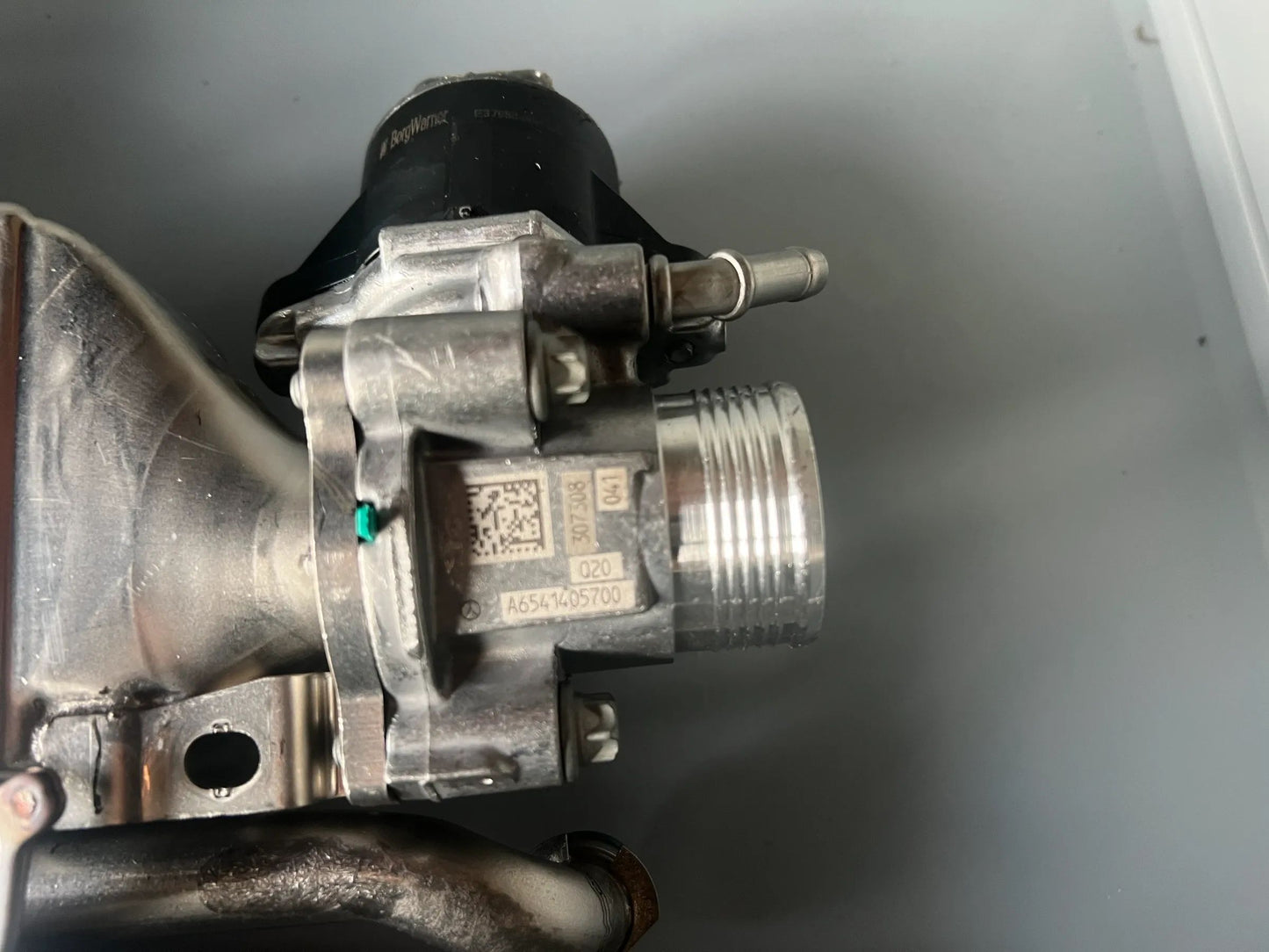 Original Mercedes-Benz Abgasrückführkühler A6541403200 NEU