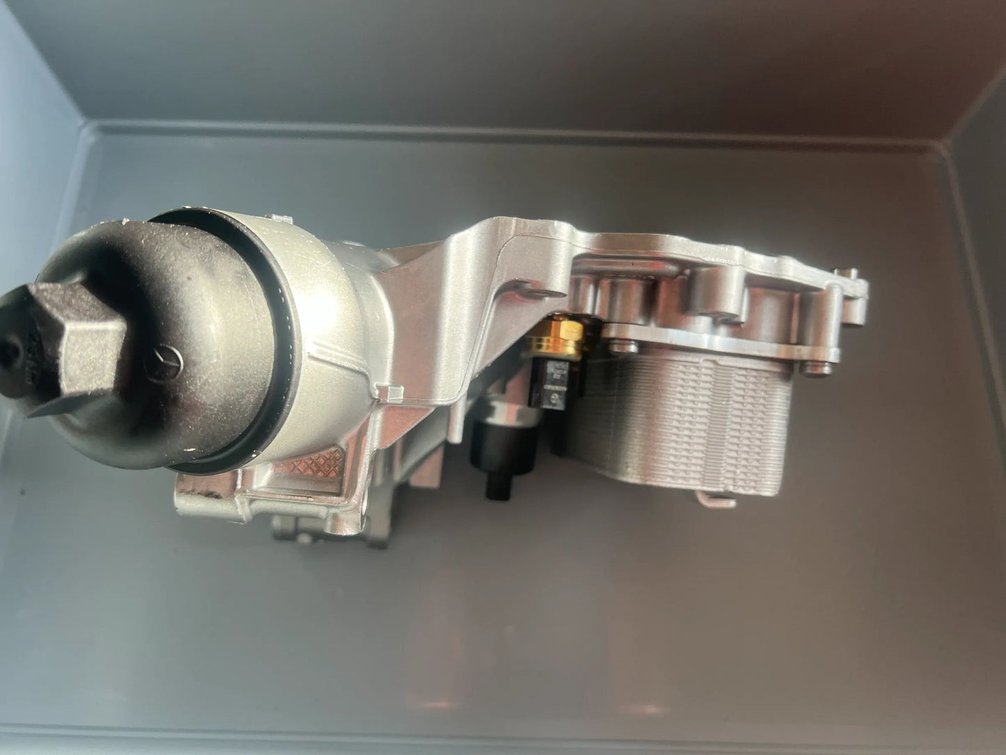Original Mercedes-Benz Ölkühler mit Ölfilter A6541800265 OF245-08 NEU
