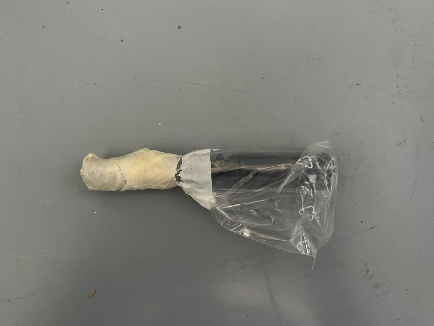 Original Mercedes-Benz Federbolzen A0009913912 NEU