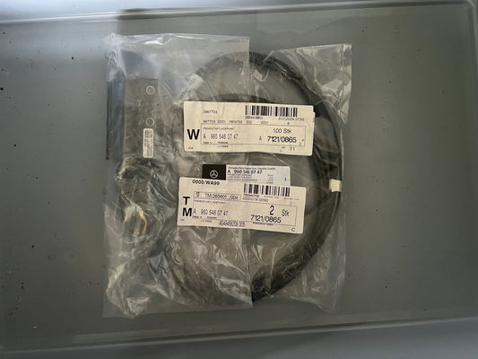 Original Mercedes-Benz FREMDSTARTLADEPUNKT A9605460747 NEU