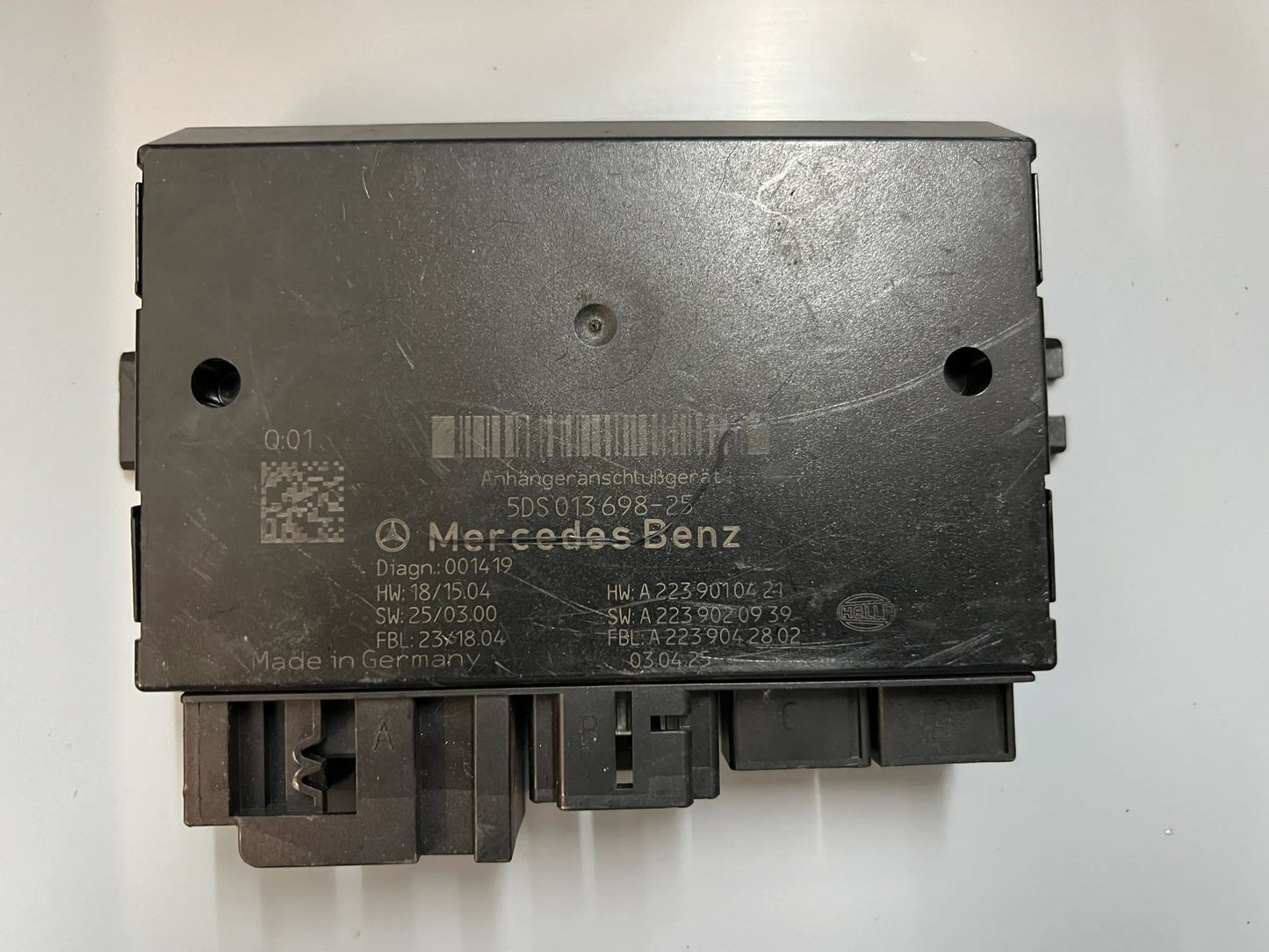 Original Mercedes-Benz Steuergerät Anhängererkennung A2239010421 NEU