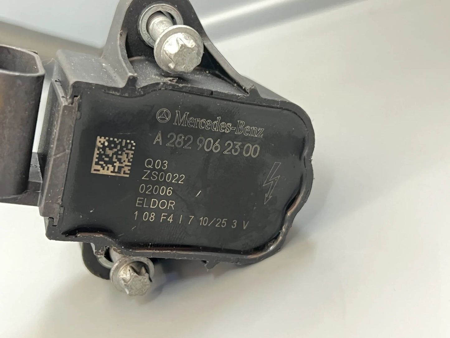Original Mercedes-Benz Zündspule A2829062300 NEU