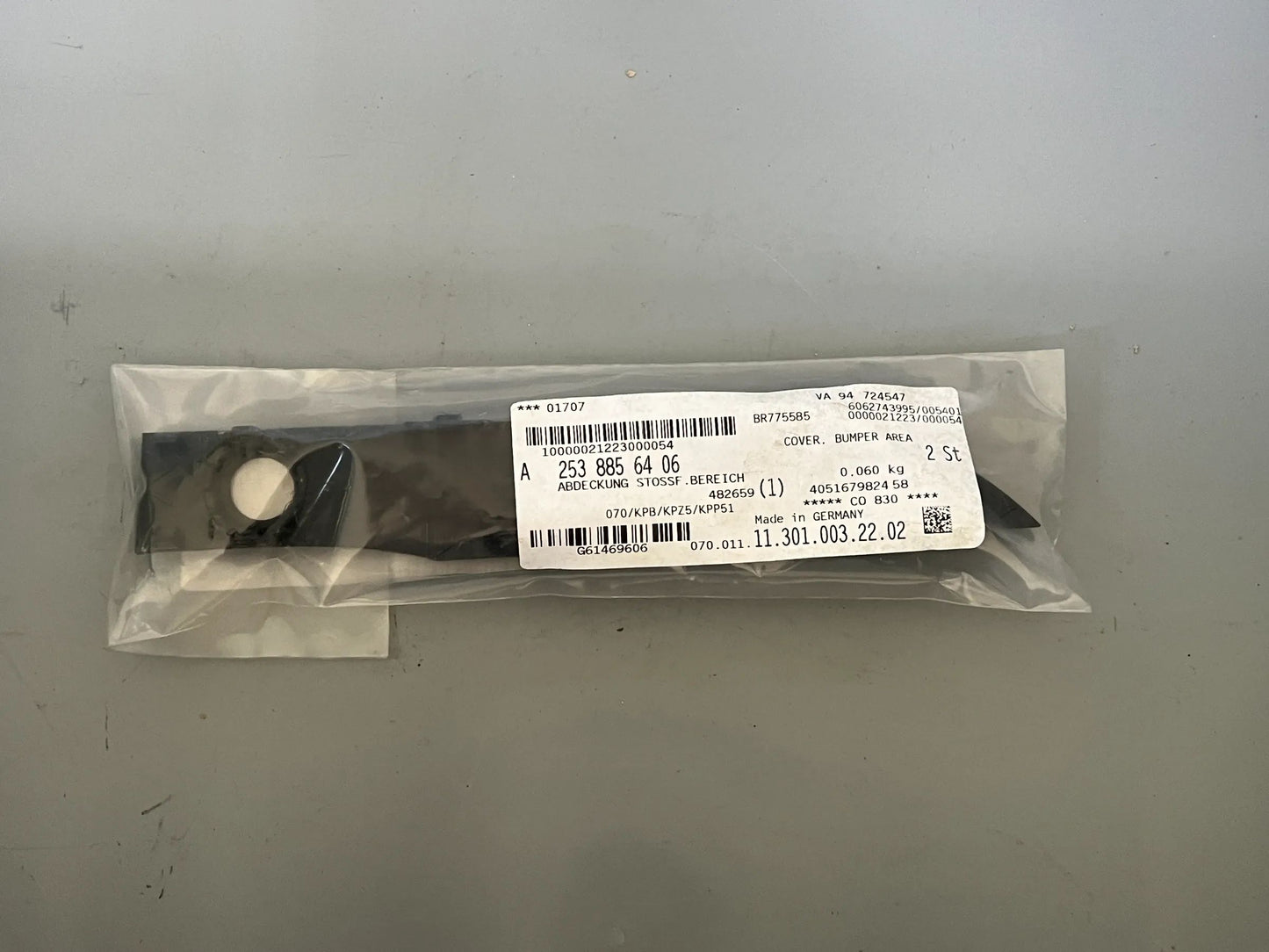 Original Mercedes-Benz GLC W253 Abdeckung Stoßfängerbereich Rechts A2538856406