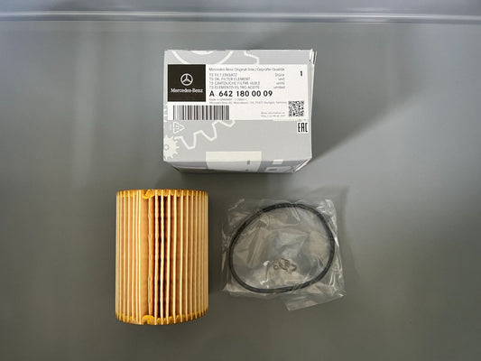 Original Mercedes-Benz Ölfilter A6421800009 NEU