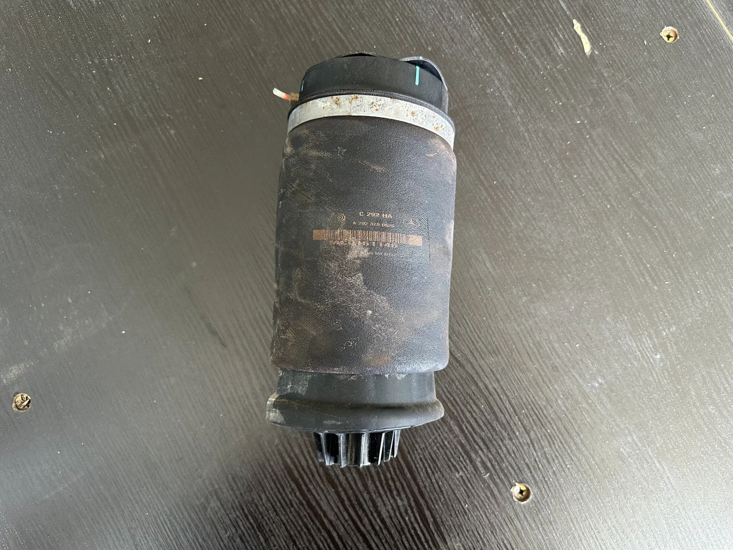 Original Mercedes-Benz ML/GLE W166 C292 LUFTFEDER A2923200525 NEU