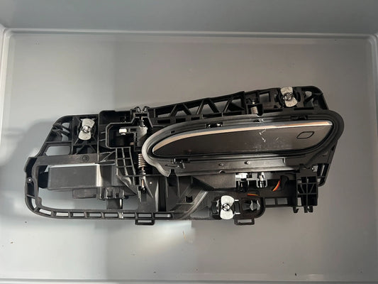 Original Mercedes-Benz CLA W174/178 Türgriff Links A0997605507 NEU