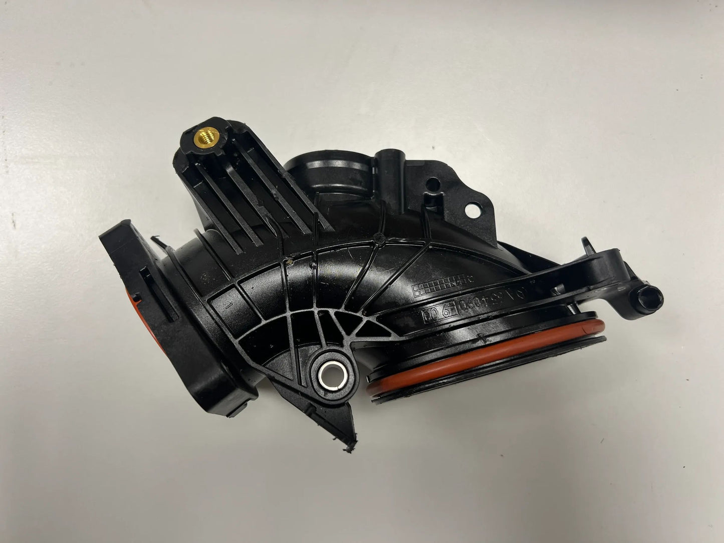 Mercedes Benz Ladeluftrohr Ladeluftleitung Ladeluftkrümmer OM654 A6540904900 NEU