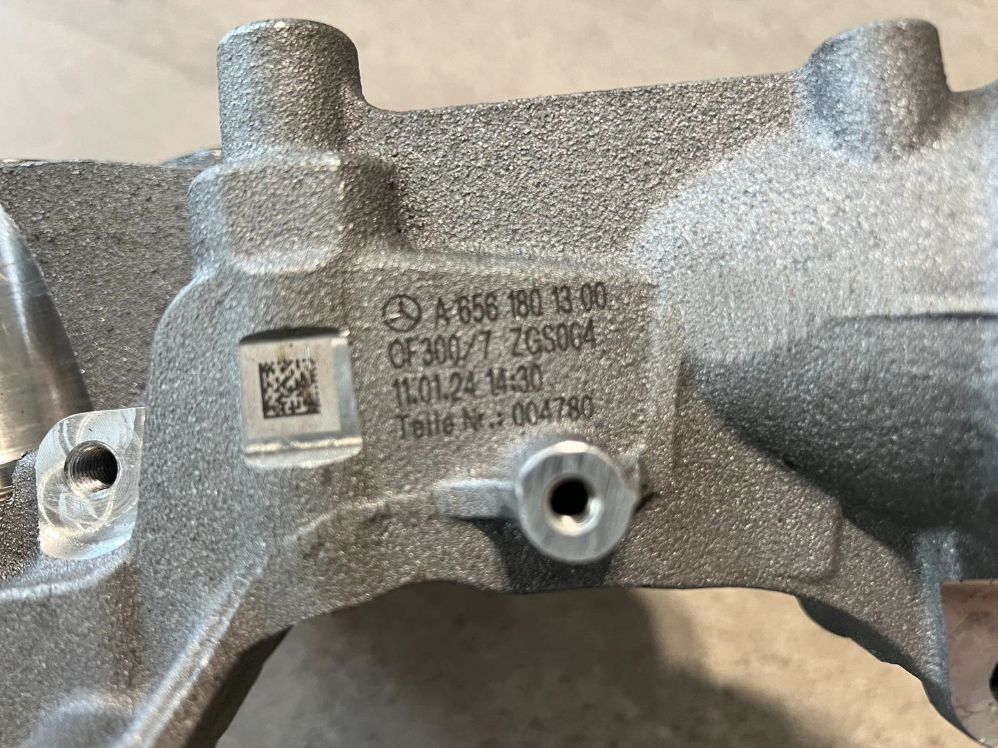 Mercedes Benz OM656 Ölfilter Ölkühler A6561801300 + A6541800265 + A6541800115 NE