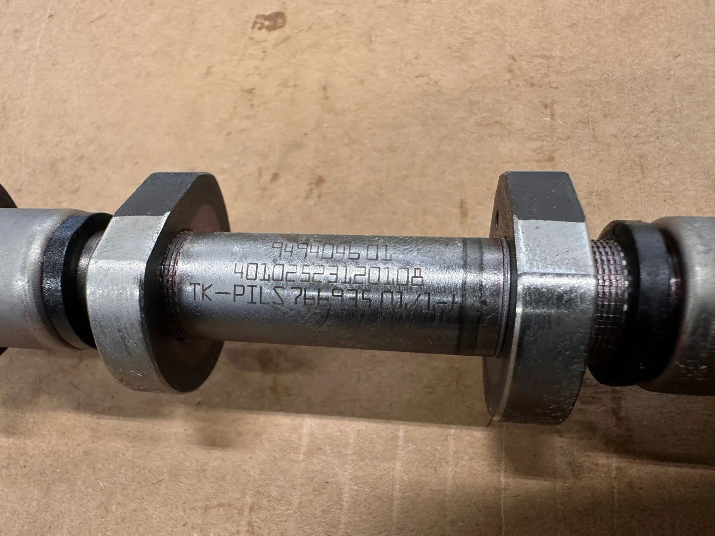 Original BMW Exzenterwelle 9494046 11379494046 NEU