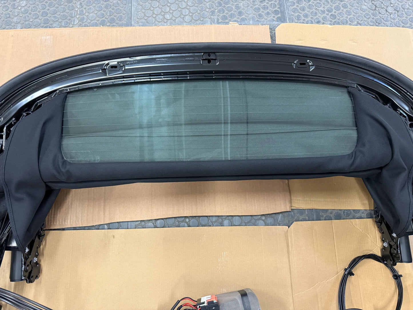 Original BMW 2er Cabrio F23 Verdeck Cabrioverdeck mit Motor 7343677 NEU