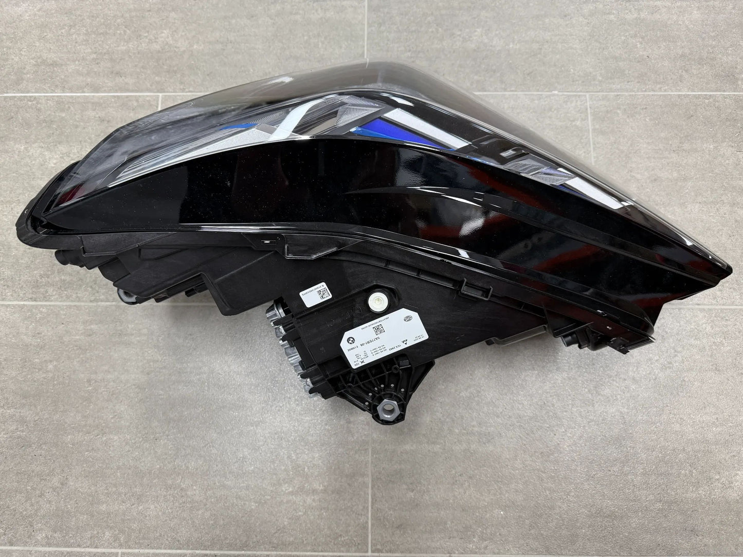 Original BMW X2 U10 LED Scheinwerfer Links mit Steuergerät 5A77EB7 NEU