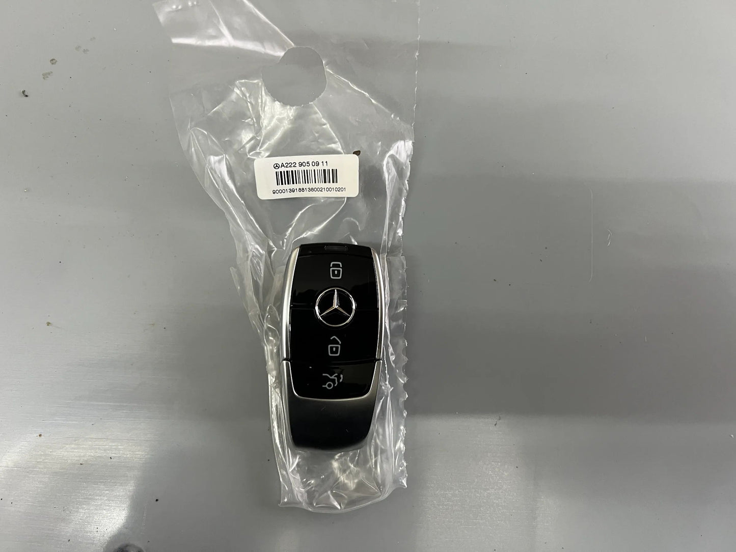 Original Mercedes Benz Intelligenter Schlüssel A2229050911 NEU