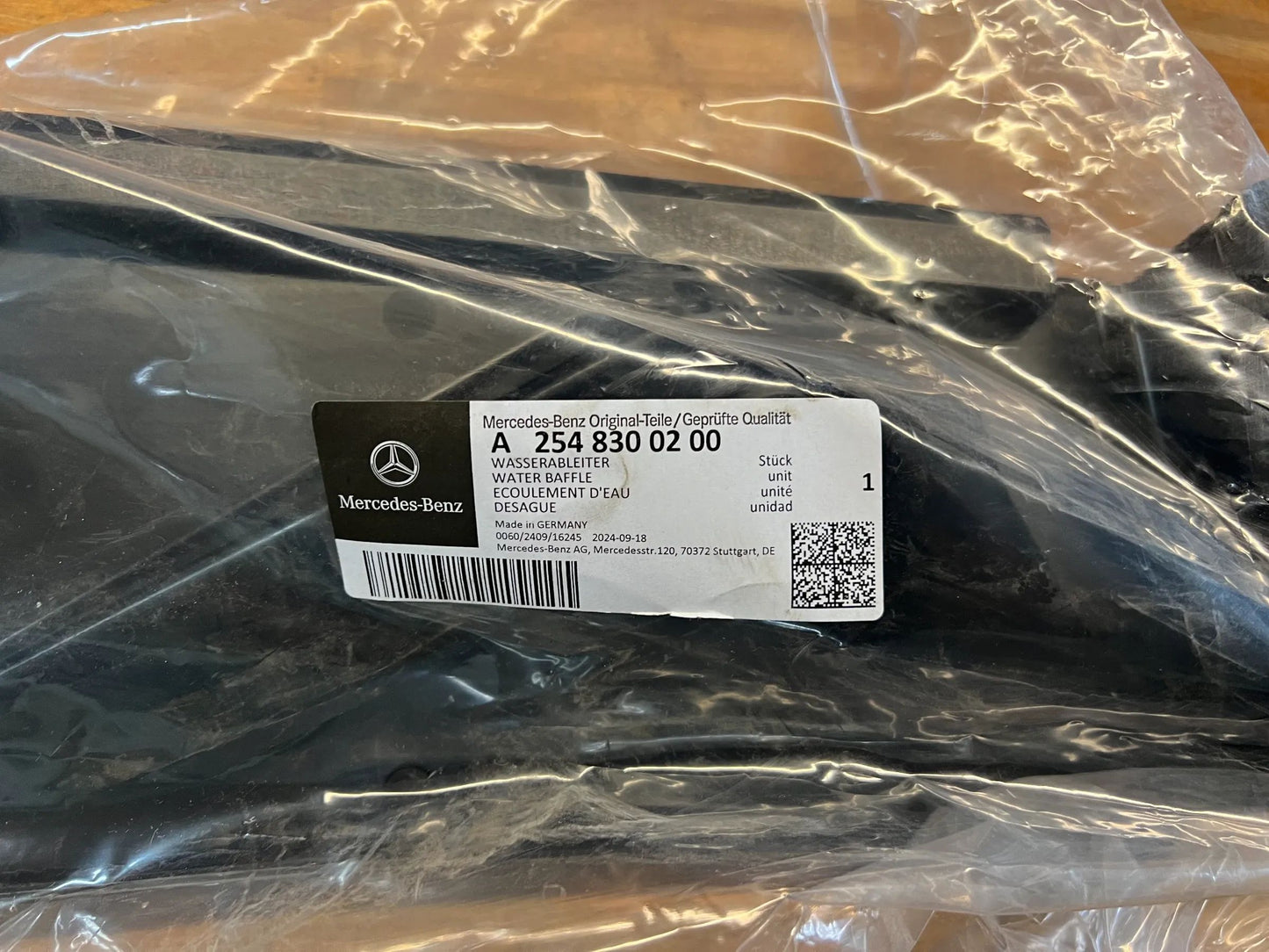 Original Mercedes-Benz GLC W254 Wasserableiter A2548300200 NEU