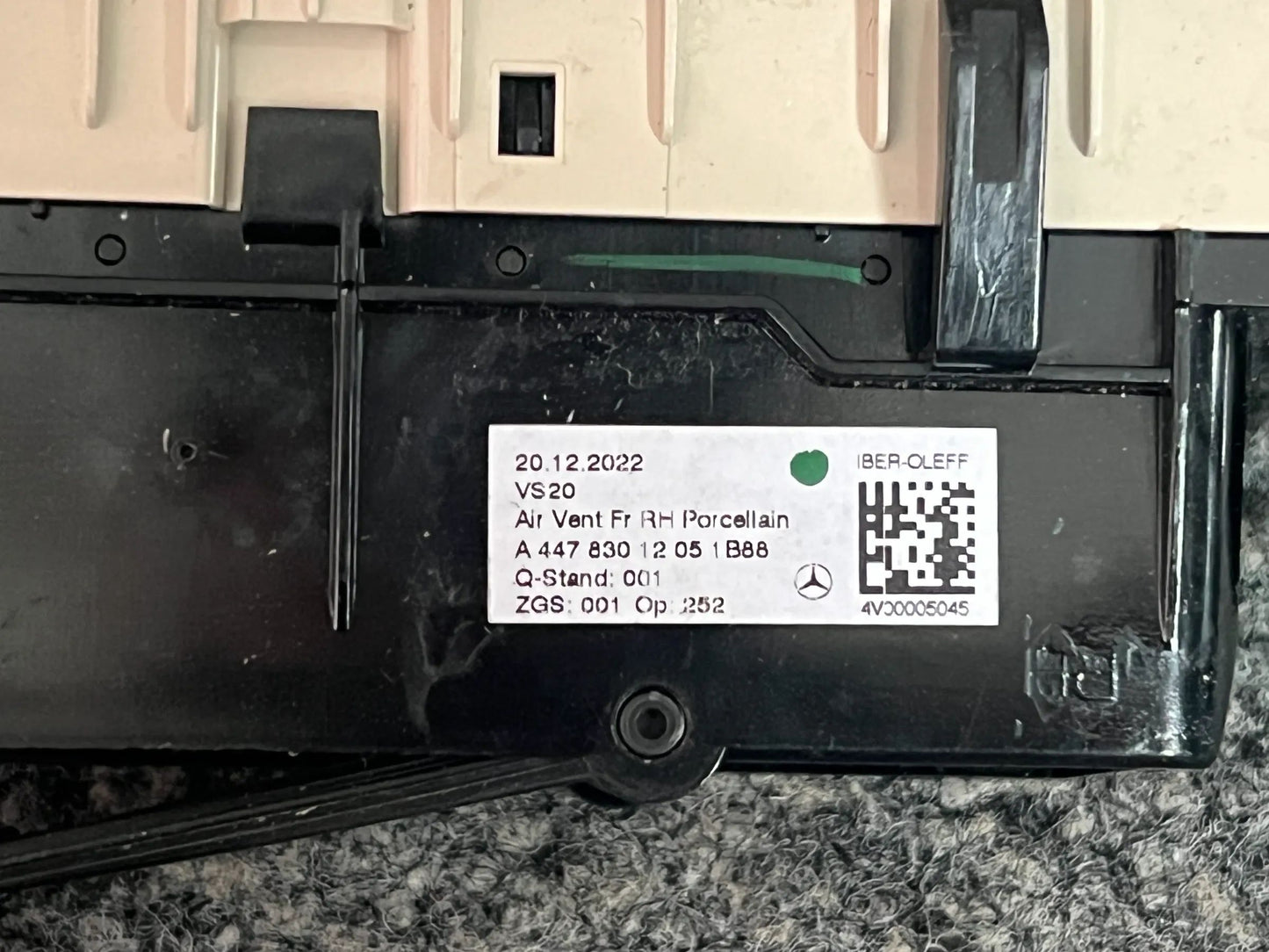 ORIGINAL Mercedes Benz V-Klasse W447 Belüftungsdüse A4478301205