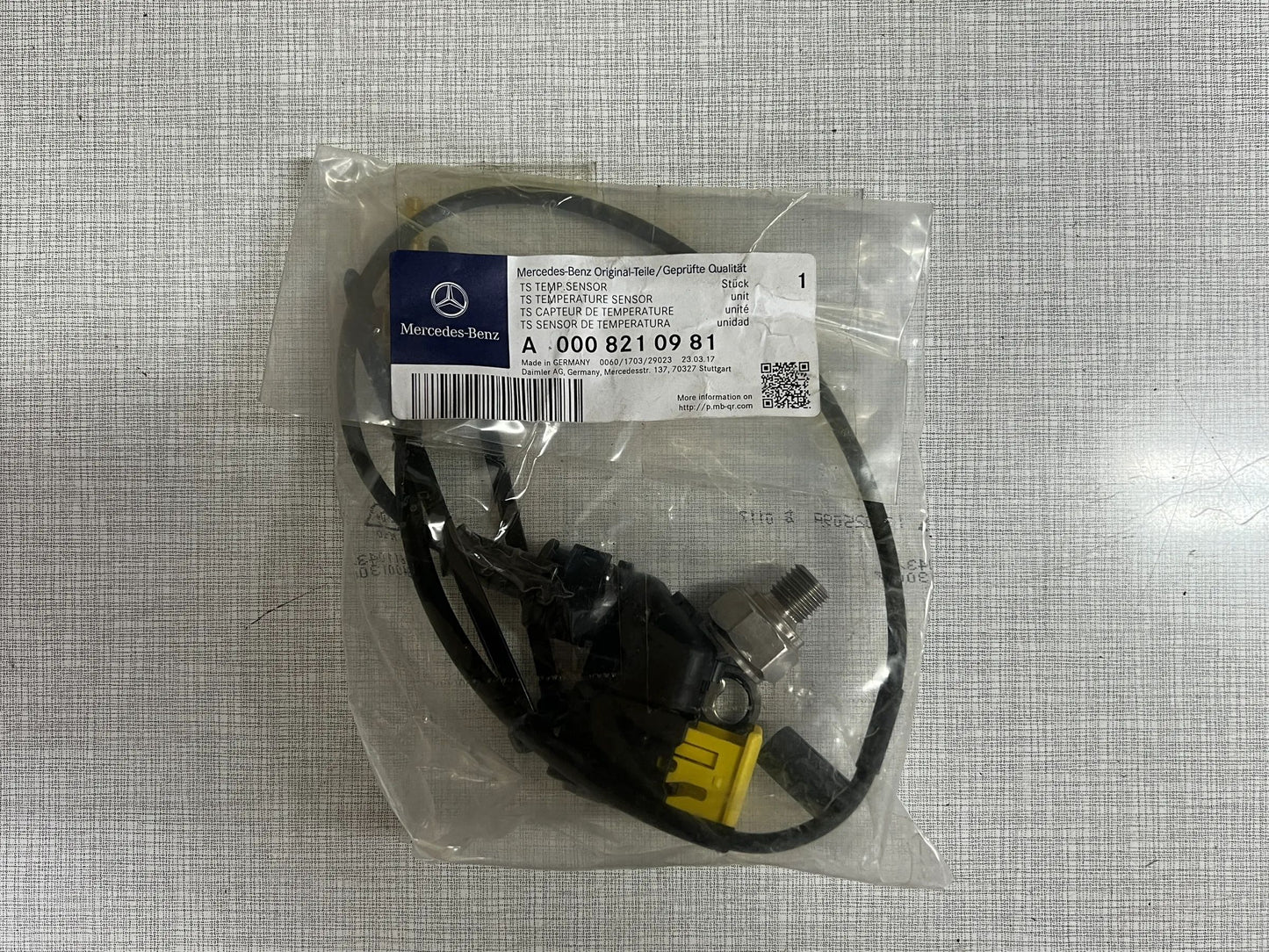 Original Mercedes Benz Actros 4, Econic, Evobus,Temperatursensor A0008210981 NEU