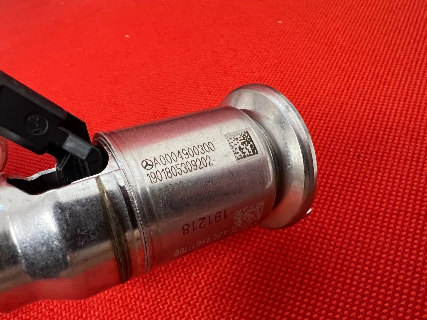 Mercedes AdBlue Injektor Einspritzdüse A0004900300 C W206 GLC E W213 W238 2.0CDI