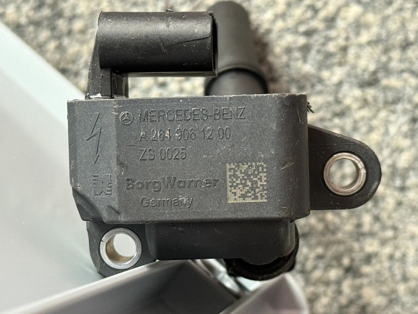 ORIGINAL Mercedes Benz 260/264 Zündspule A2649061200 NEU