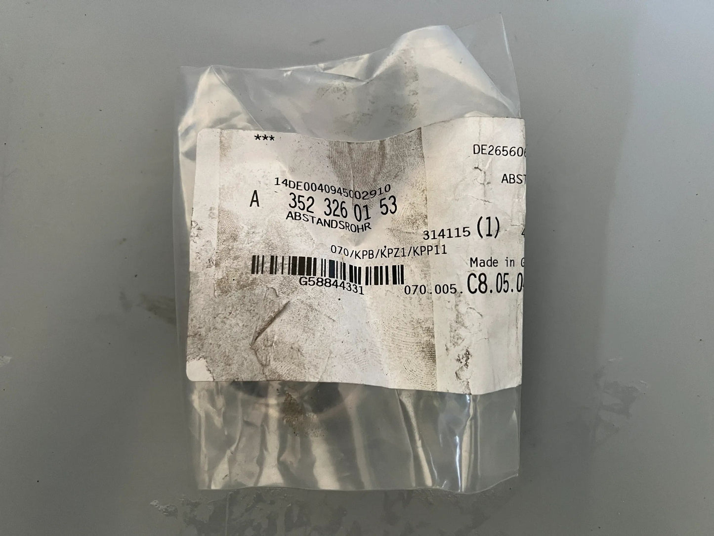 Original Mercedes-Benz Abstandsrohr A3523260153 NEU